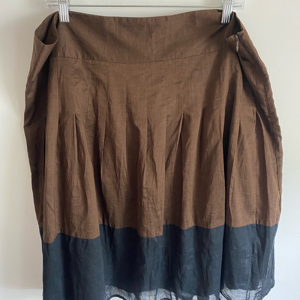 Apostrophe Two-Tone Brown and Black Midi Skirt